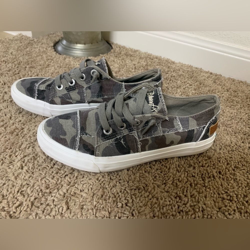 Blowfish - Camo Sneakers - Women’s Size 8